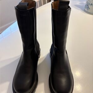 Flattered Woman’s Lia Black Boots